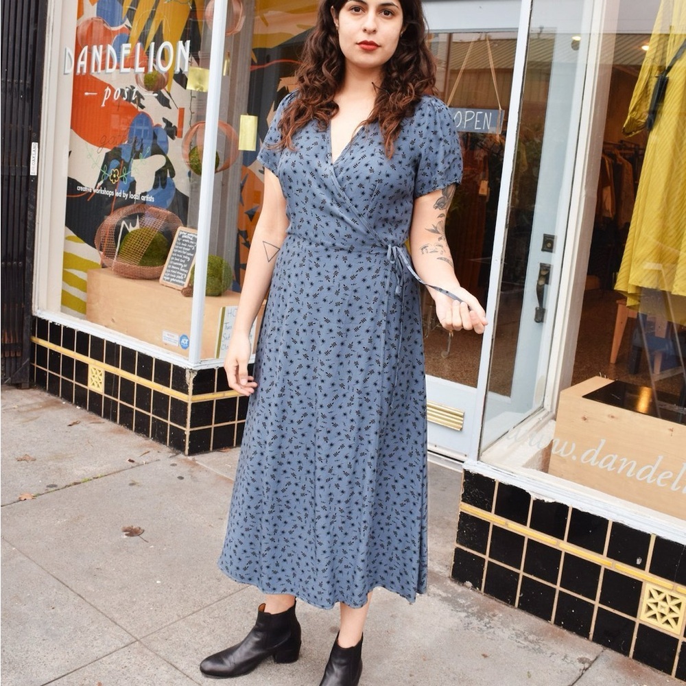LACAUSA Blue Floral Flutter Sleeve Midi Wrap Dress
